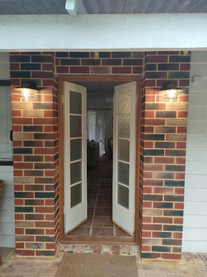 Yanchep Seaside Cottage Экстерьер фото